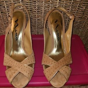 SOLD Nina Wedges